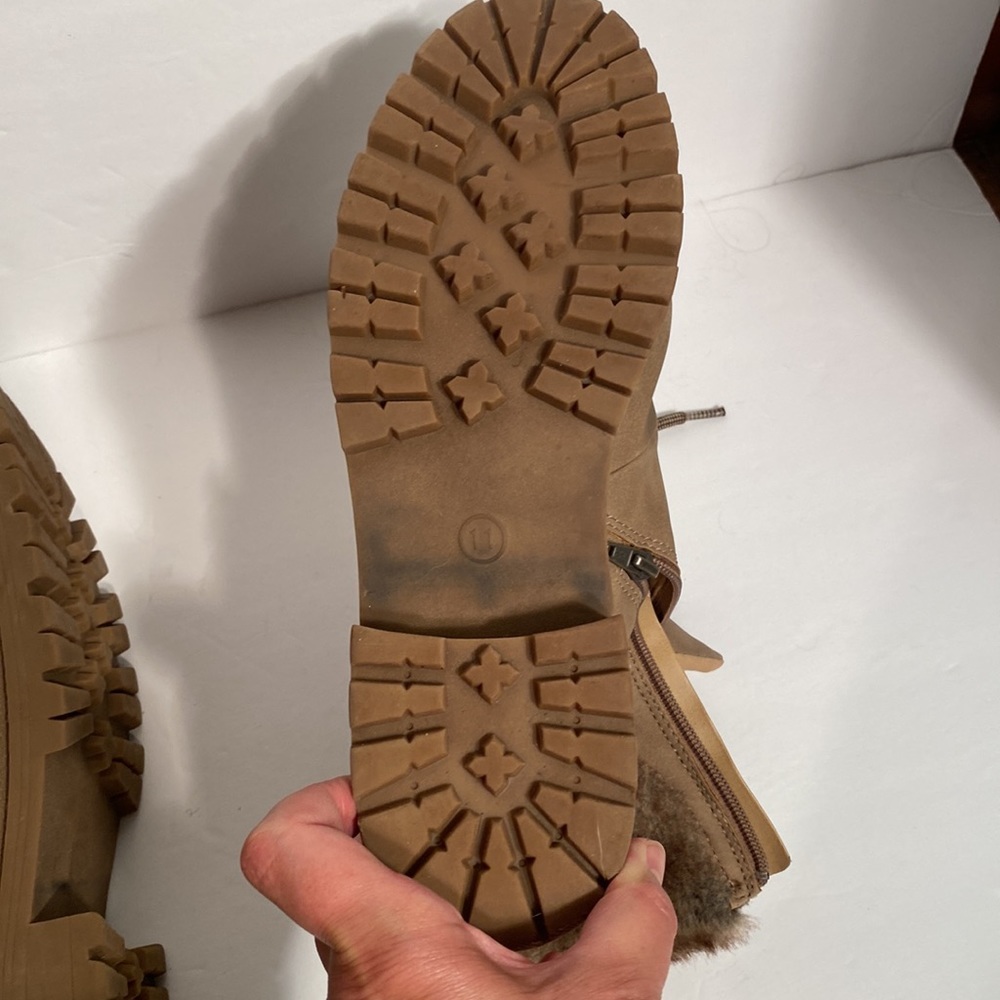 Universal Thread Womens Boots - Picture 13 of 14